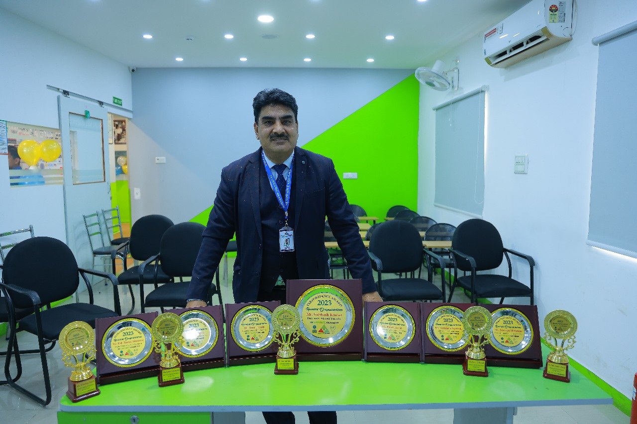 Portrait of the Director of 3S Lifesafe Akademie, dressed in formal attire, exuding professionalism and leadership, set against a neutral background.